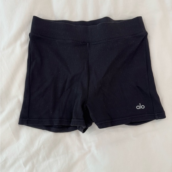 ALO Yoga Pants - ALO Yoga Black Ribbed High-Waist Bike Shorts